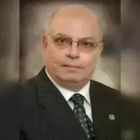 دكتور كمال ابراهيم مطاوع استشاري جراحه العظام و مناظير المفاصل